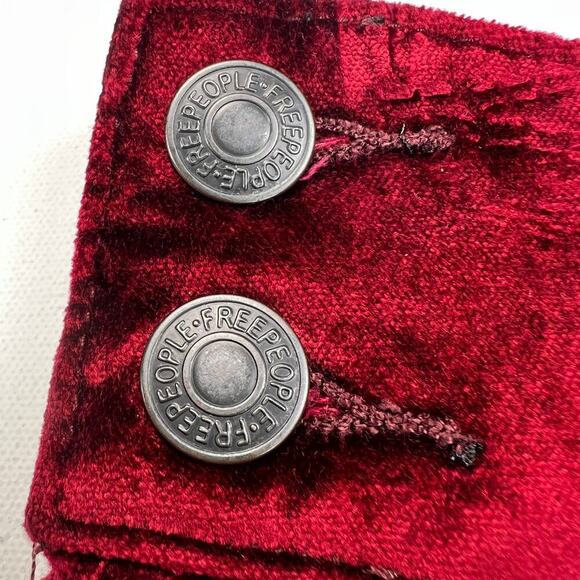 Free People Crimson Red Velvet Seamed Mini Skirt Rear Zip Button Waist Size 26 - Picture 3 of 11